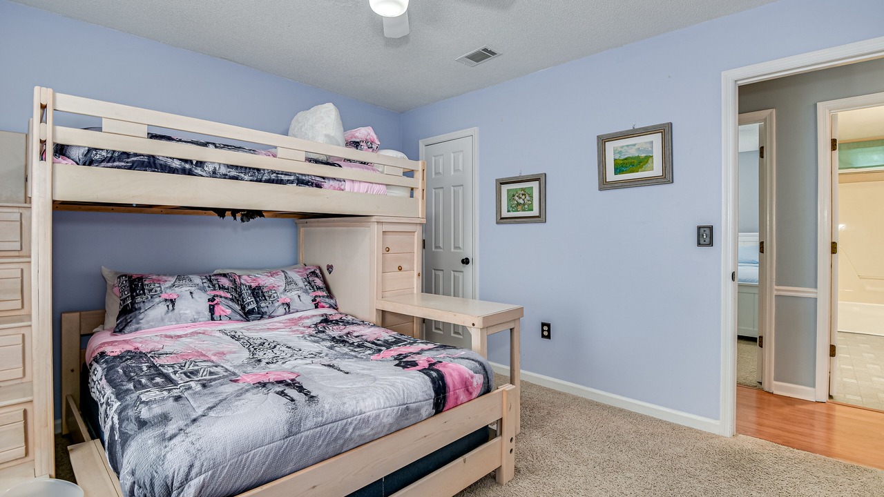 Photo of Bedroom in Martinez