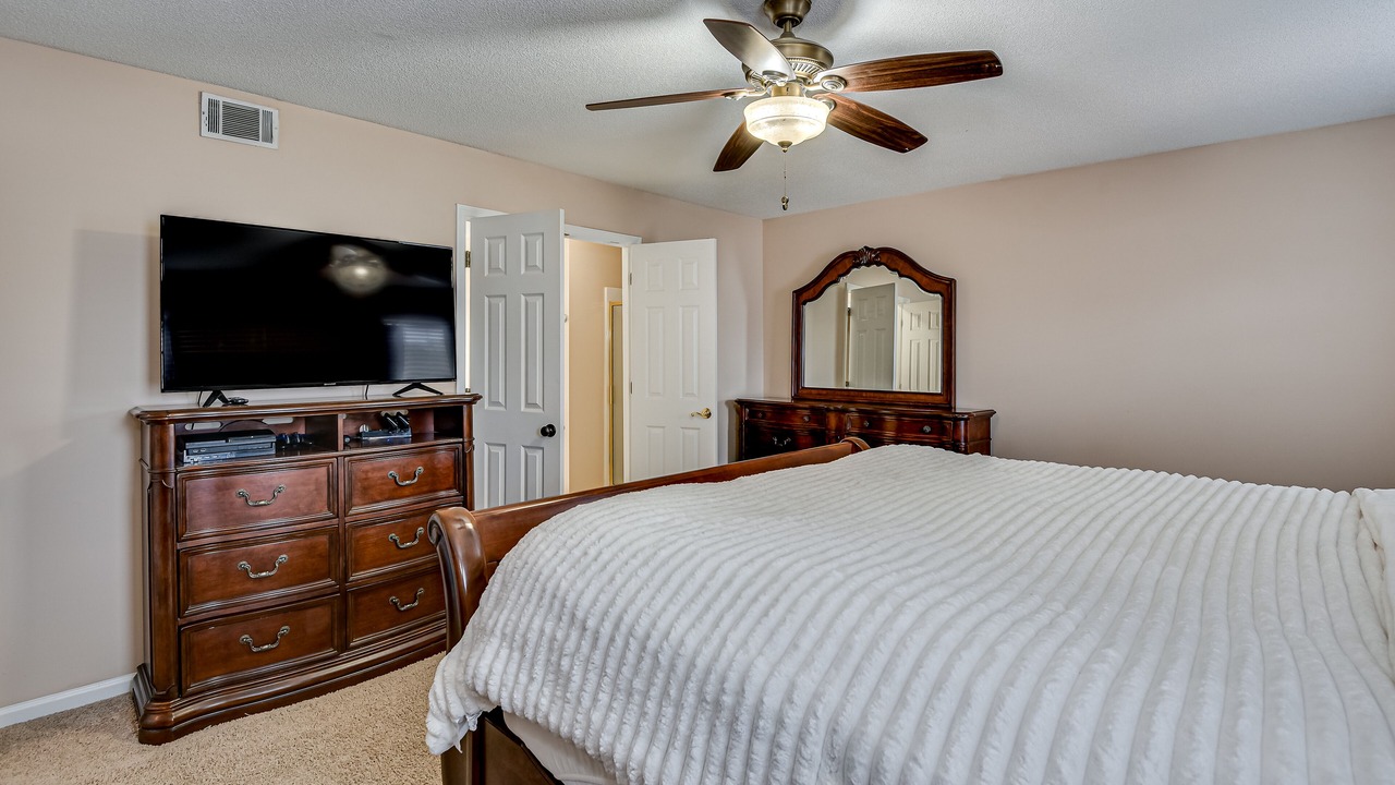 Photo of Bedroom in Martinez