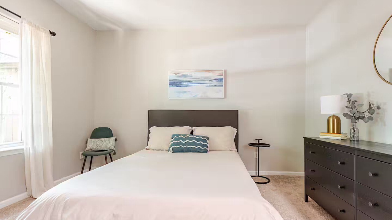 Photo of Bedroom in Long Lake