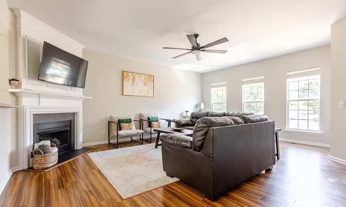 Photo of Livingroom in Long Lake