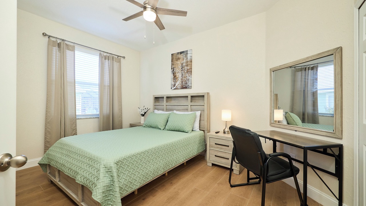 Photo of Bedroom in Valrico