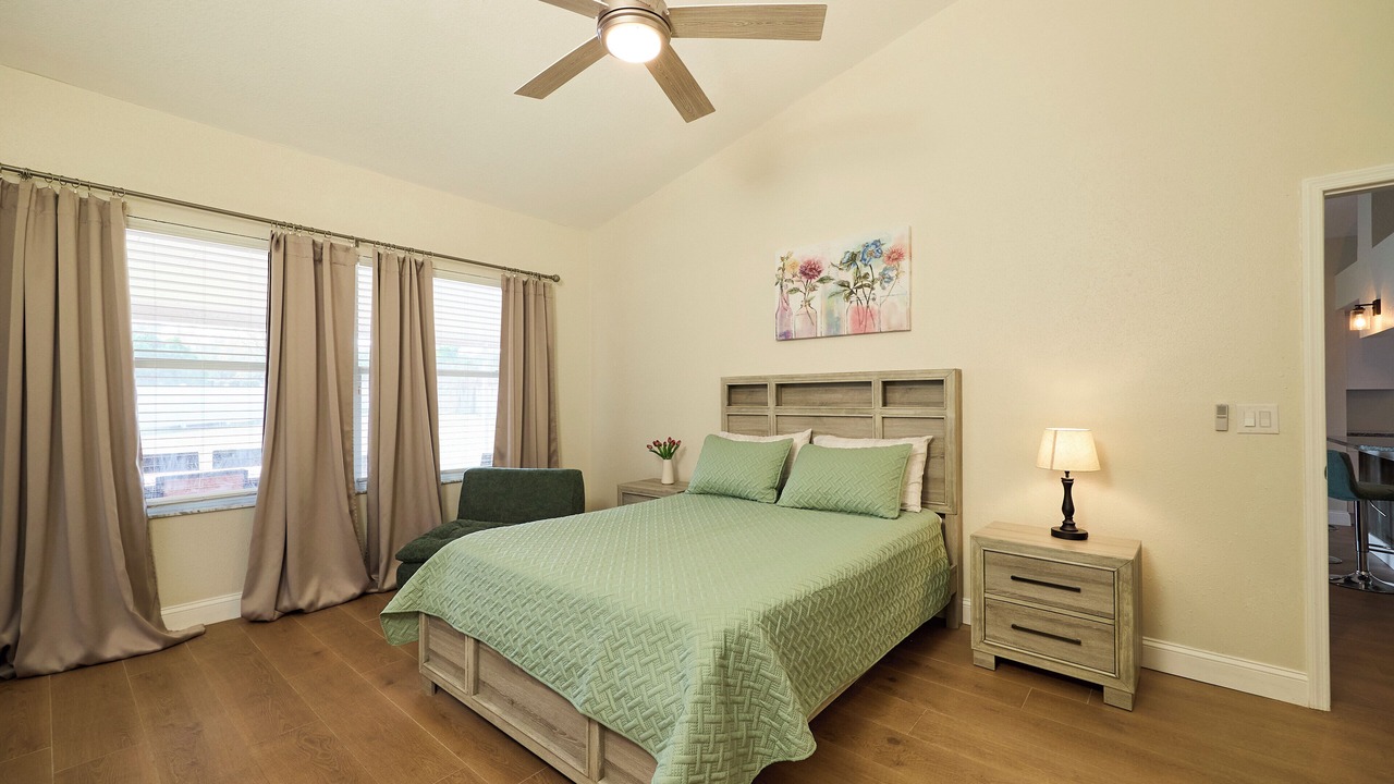 Photo of Bedroom in Valrico