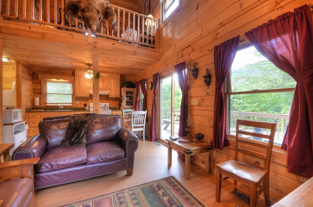 Photo of Livingroom in Robbinsville
