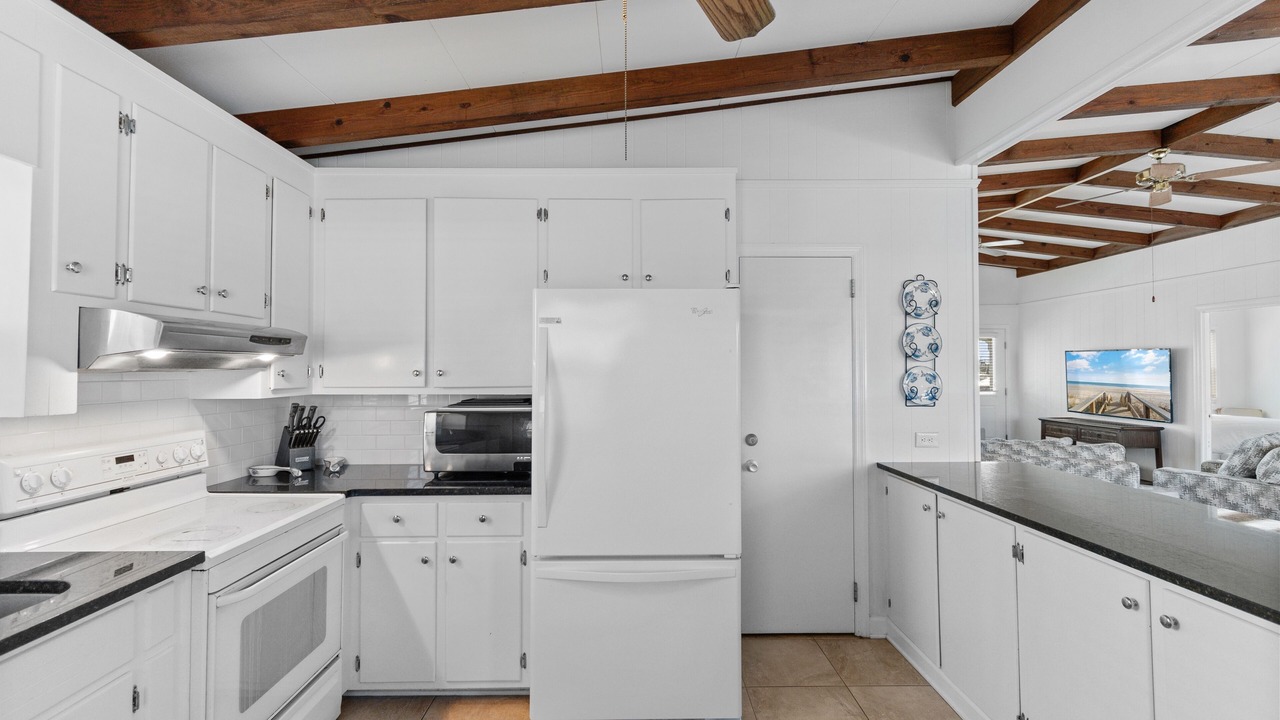 Photo of Kitchen in Inlet Harbour