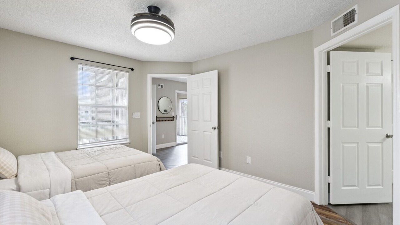 Photo of Bedroom in Park Central