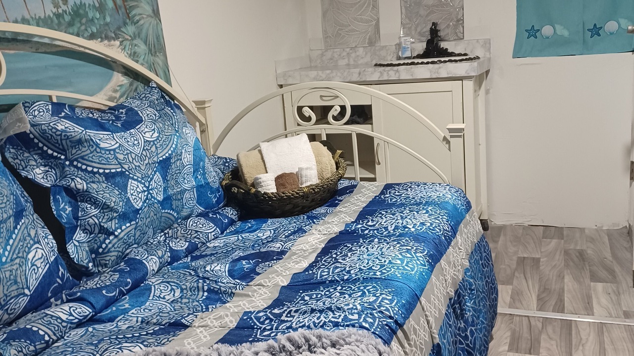 Photo of Bedroom in Westside