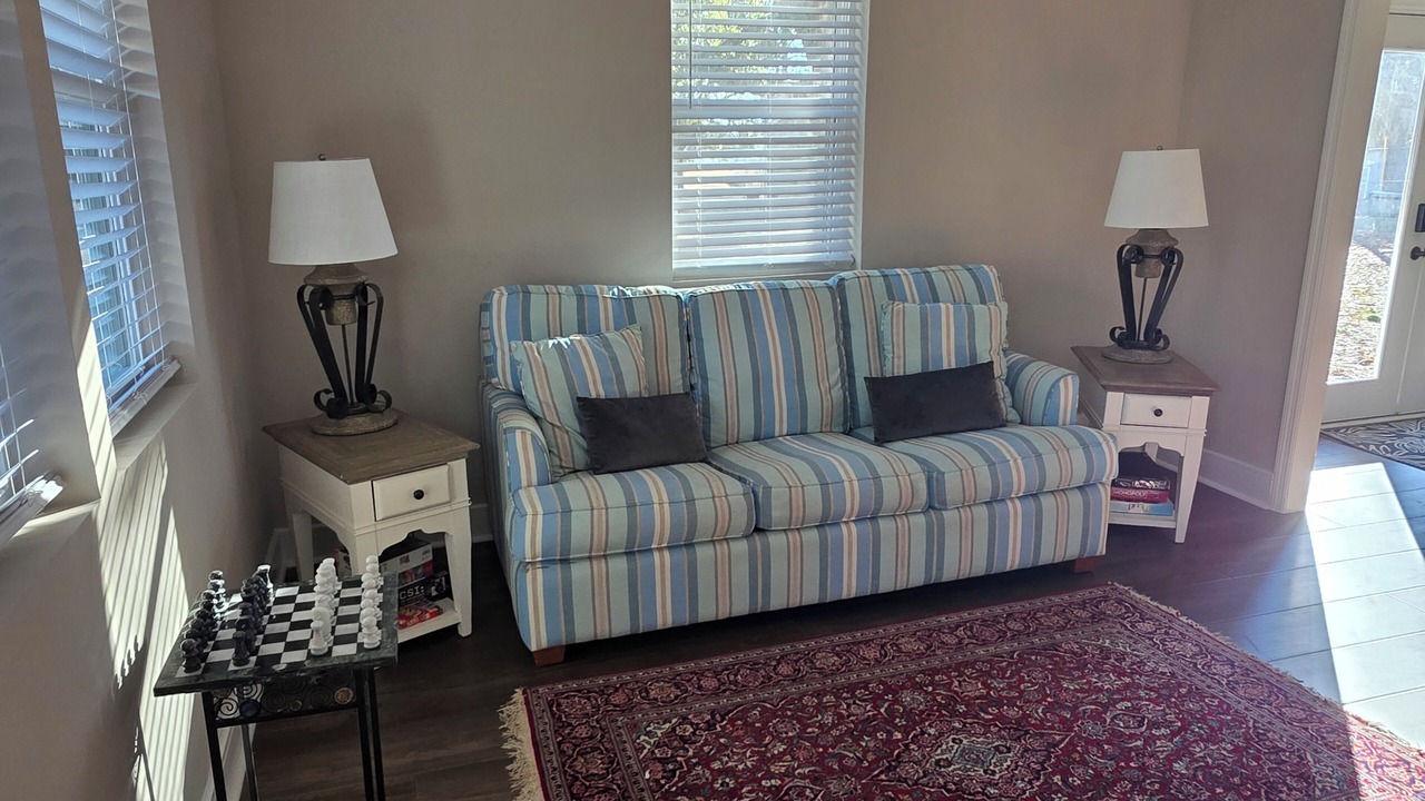 Photo of Livingroom in Ruffin