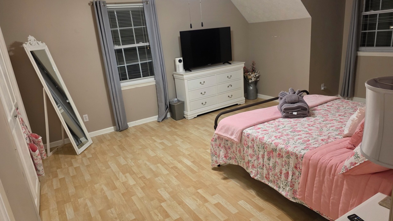 Photo of Bedroom in Pooler