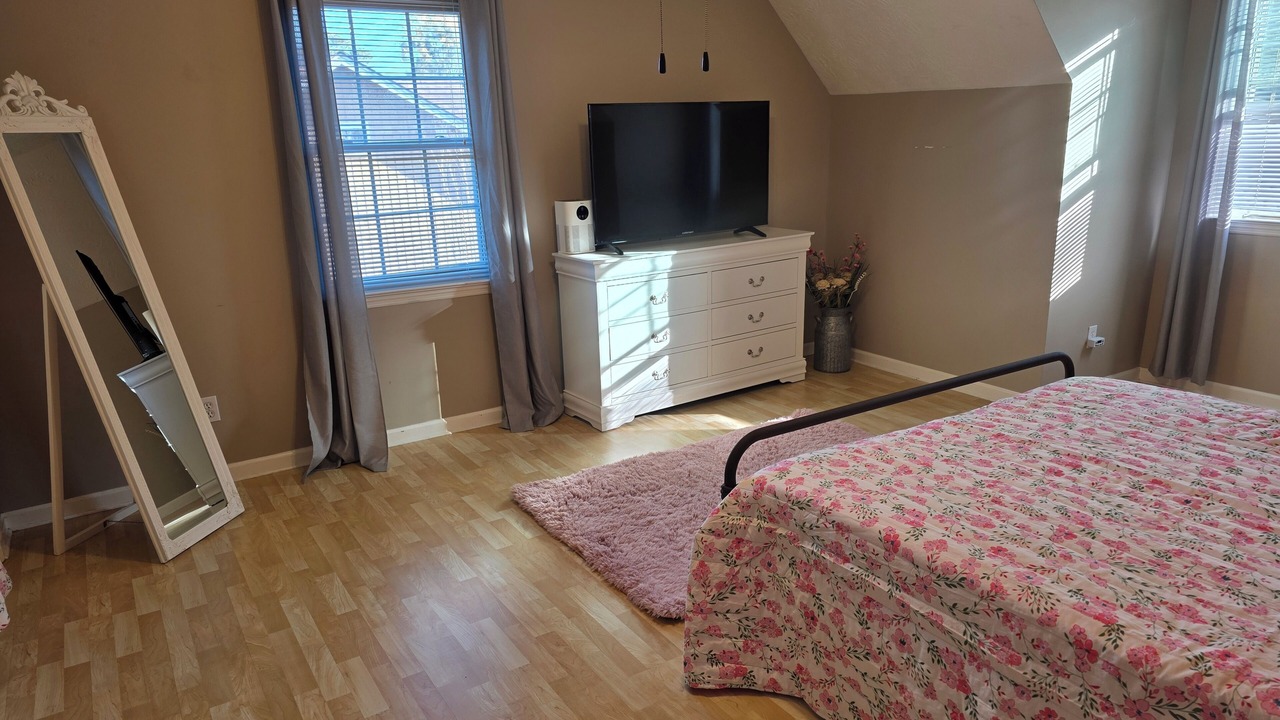 Photo of Bedroom in Pooler