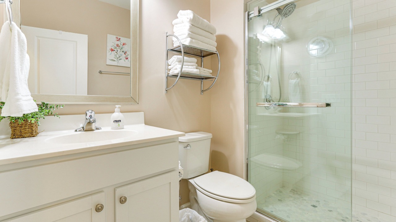 Photo of Bathroom in Port Wentworth