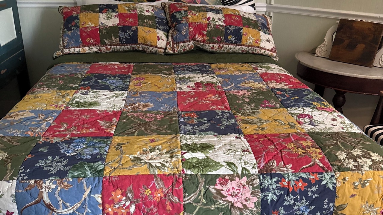 Photo of Bedroom in Mount Vernon