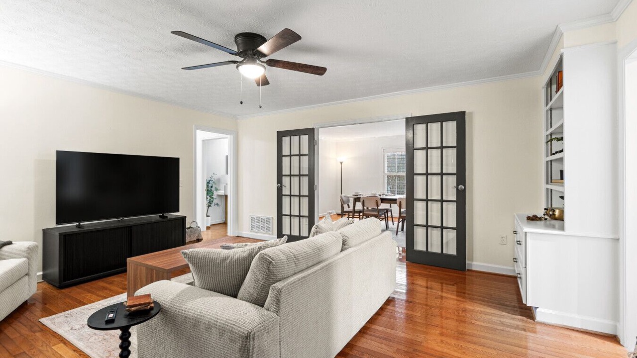 Photo of Livingroom in Greer
