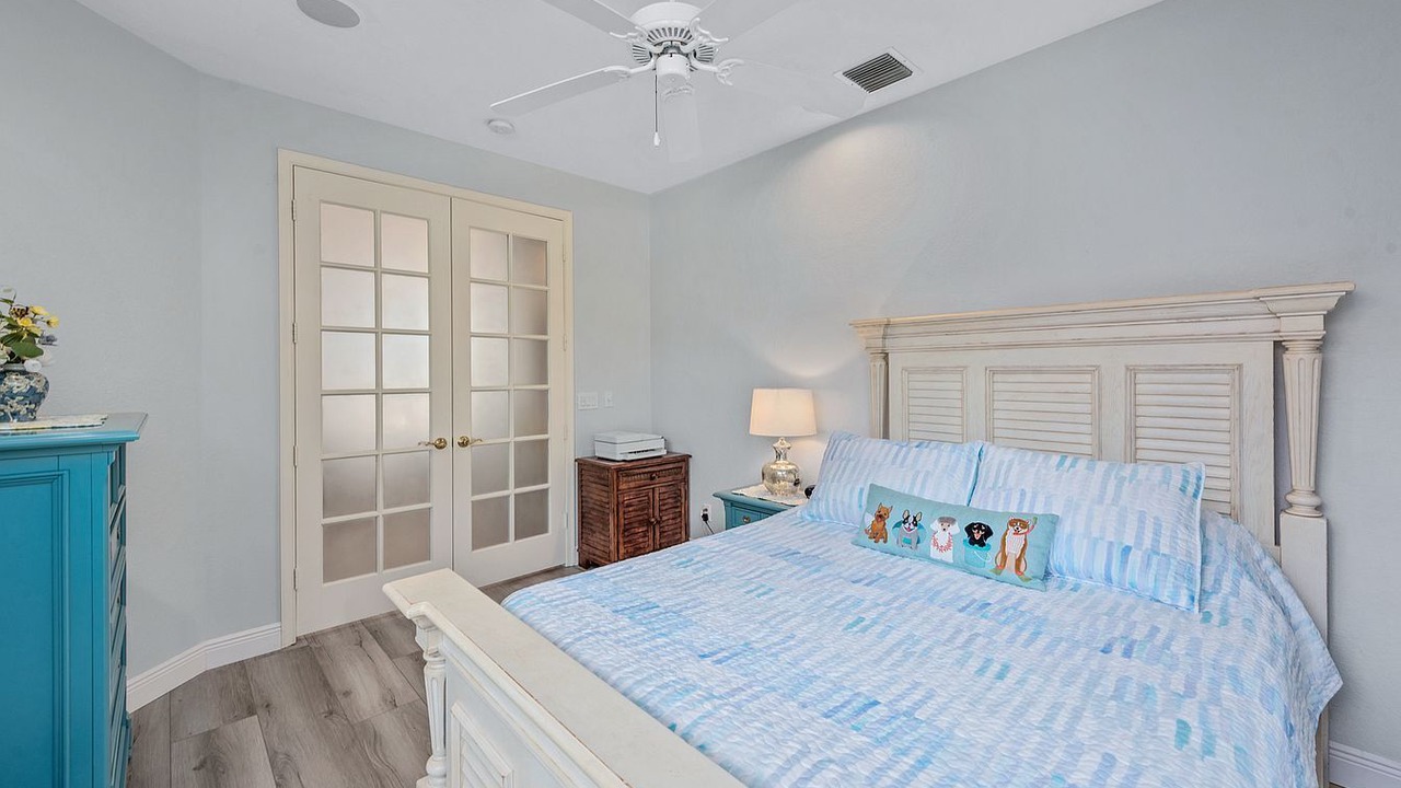 Photo of Bedroom in Naples