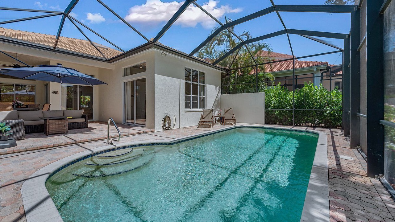 Photo of Outdoor in Naples