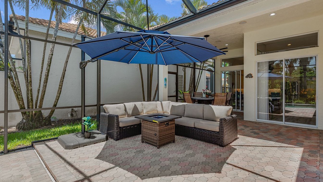 Photo of Outdoor in Naples