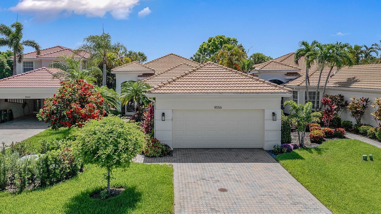 Photo of Outdoor in Naples
