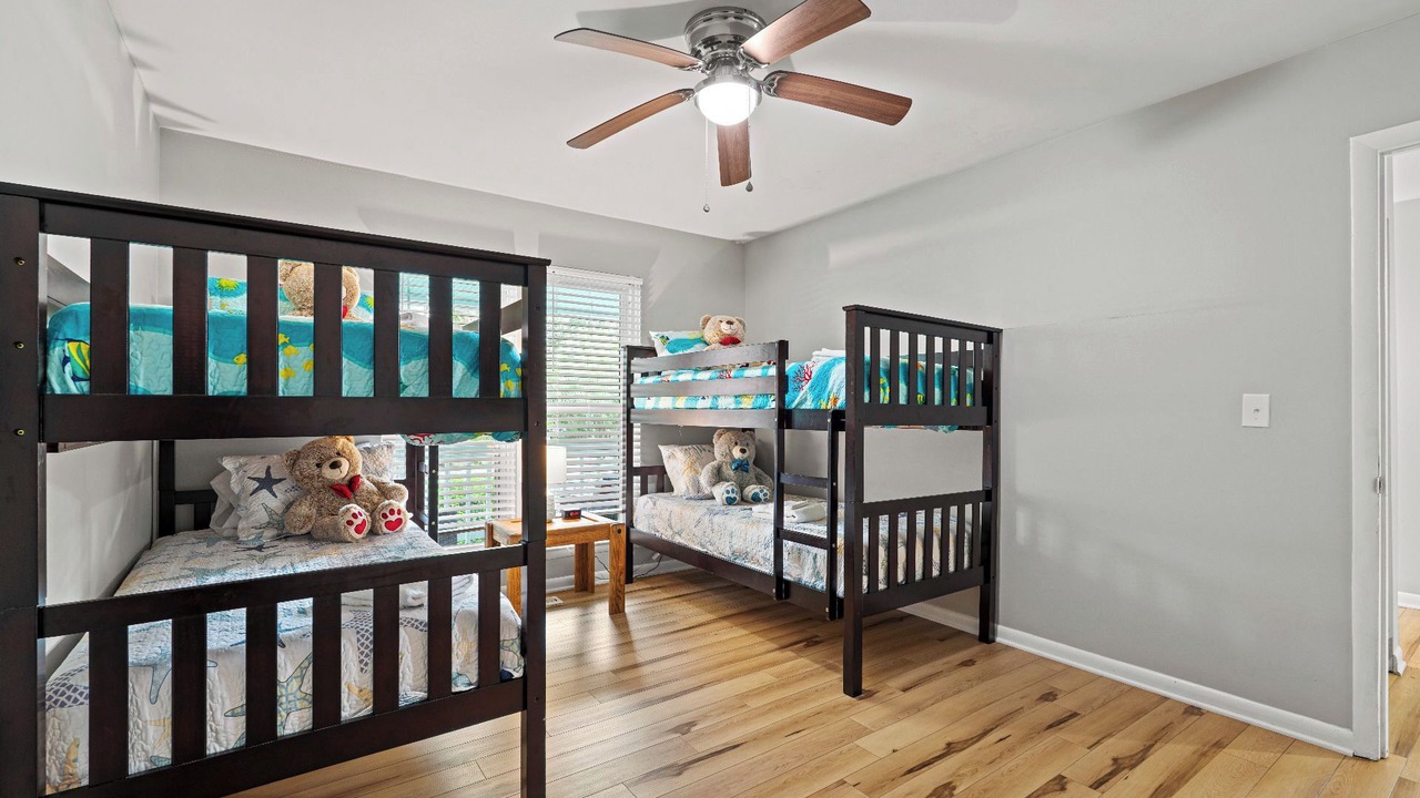 Photo of Bedroom in Blue Heron Lake