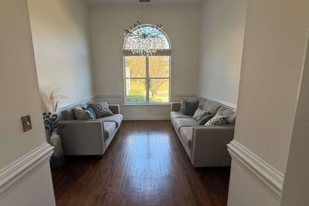 Photo of Livingroom in Evans