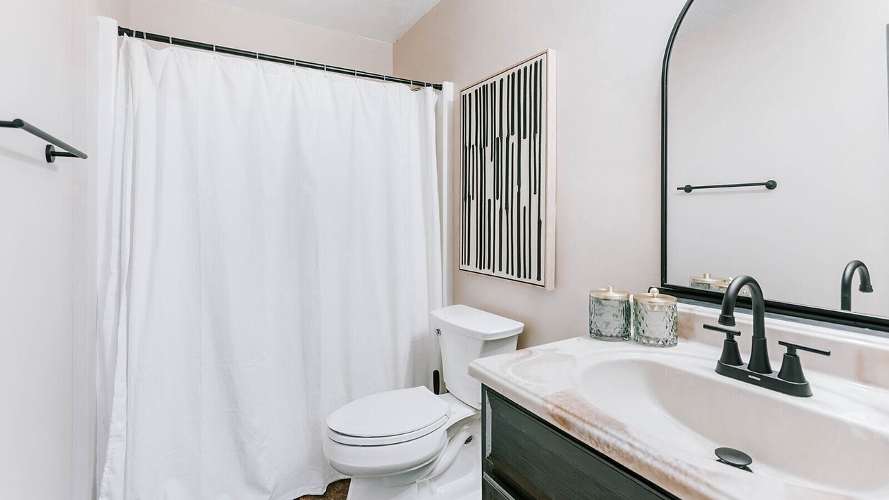 Photo of Bathroom in Statesboro