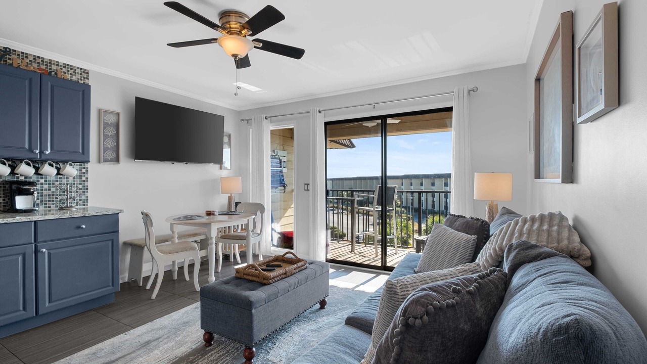 Photo of Livingroom in Folly Field