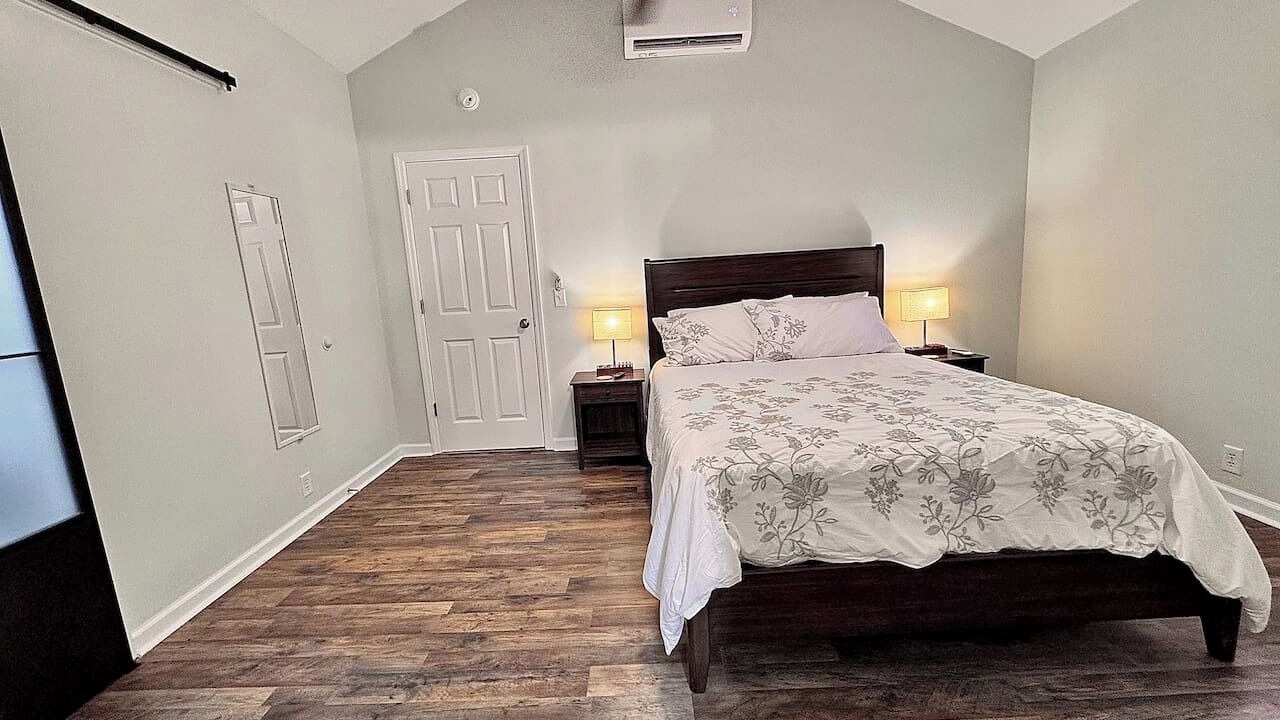 Photo of Bedroom in Shell Point