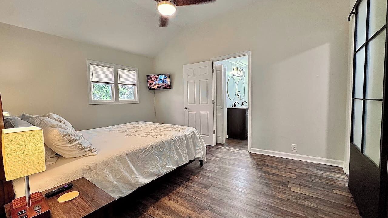 Photo of Bedroom in Shell Point