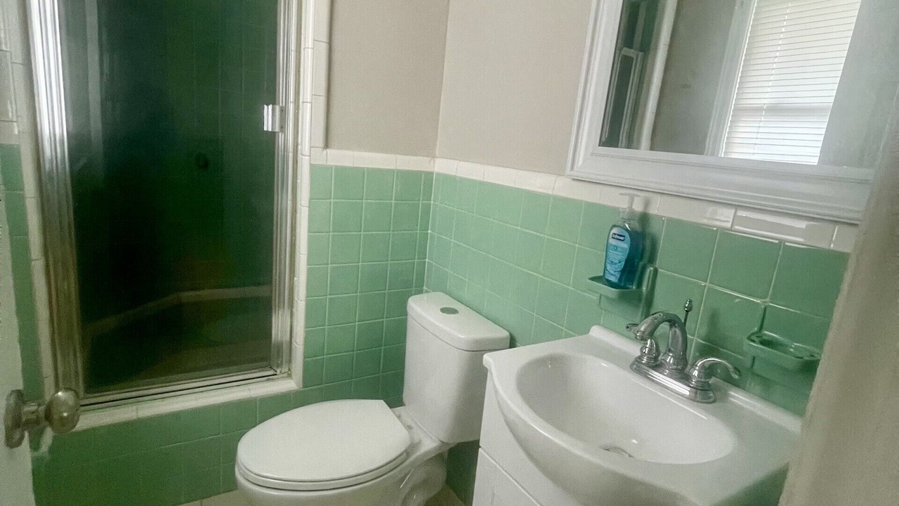 Photo of Bathroom in Gracewood