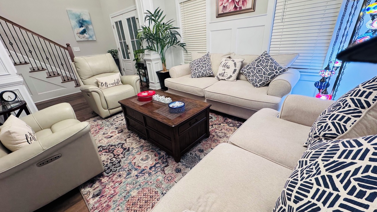 Photo of Livingroom in Evans