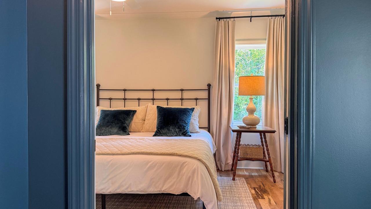 Photo of Bedroom in Minturn