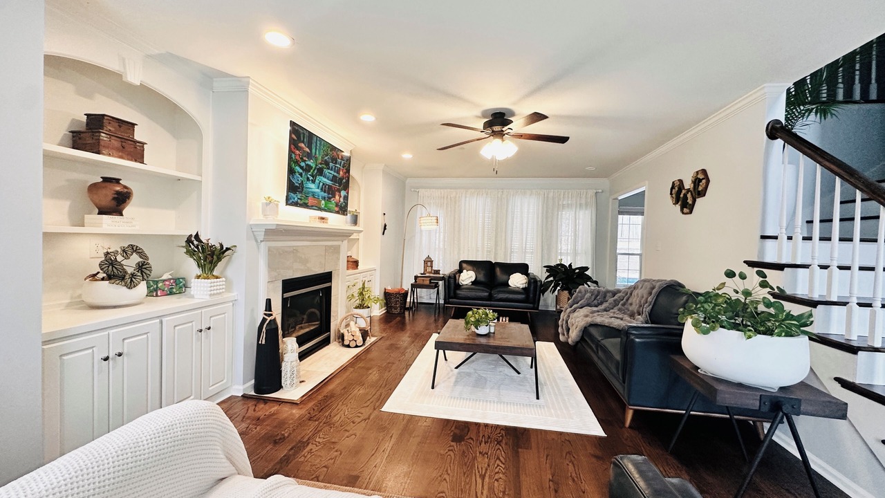 Photo of Livingroom in Evans