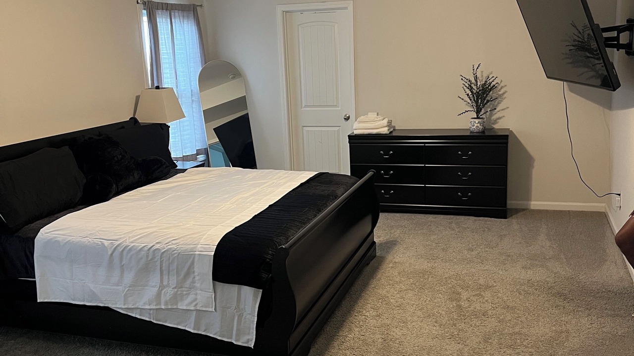 Photo of Bedroom in Lexington