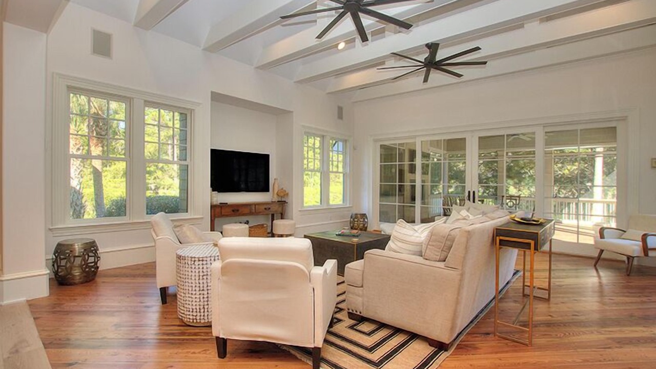 Photo of Livingroom in Sea Pines