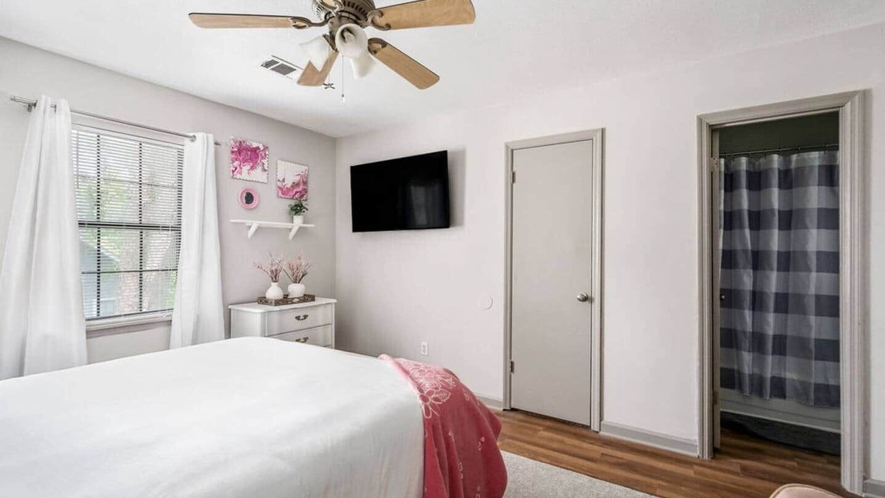 Photo of Bedroom in Gracewood