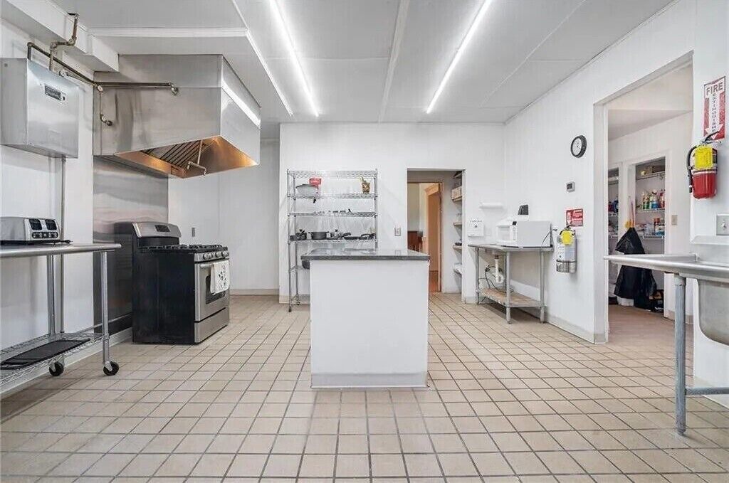 Photo of Kitchen in Hartwell