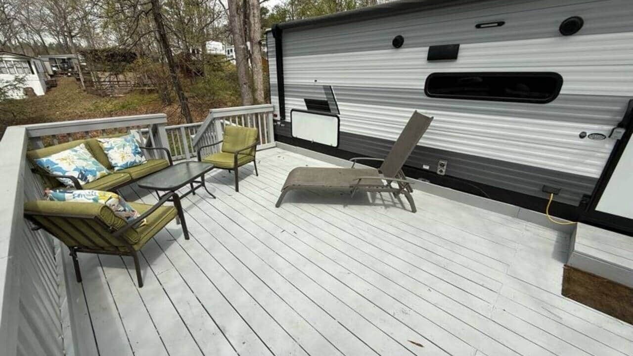 Photo of Patio Balcony in New London