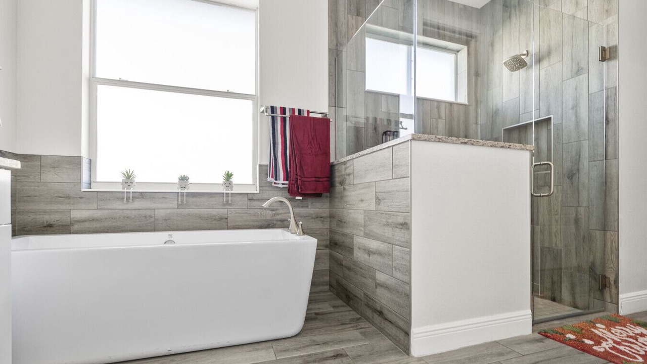 Photo of Bathroom in Trafalgar