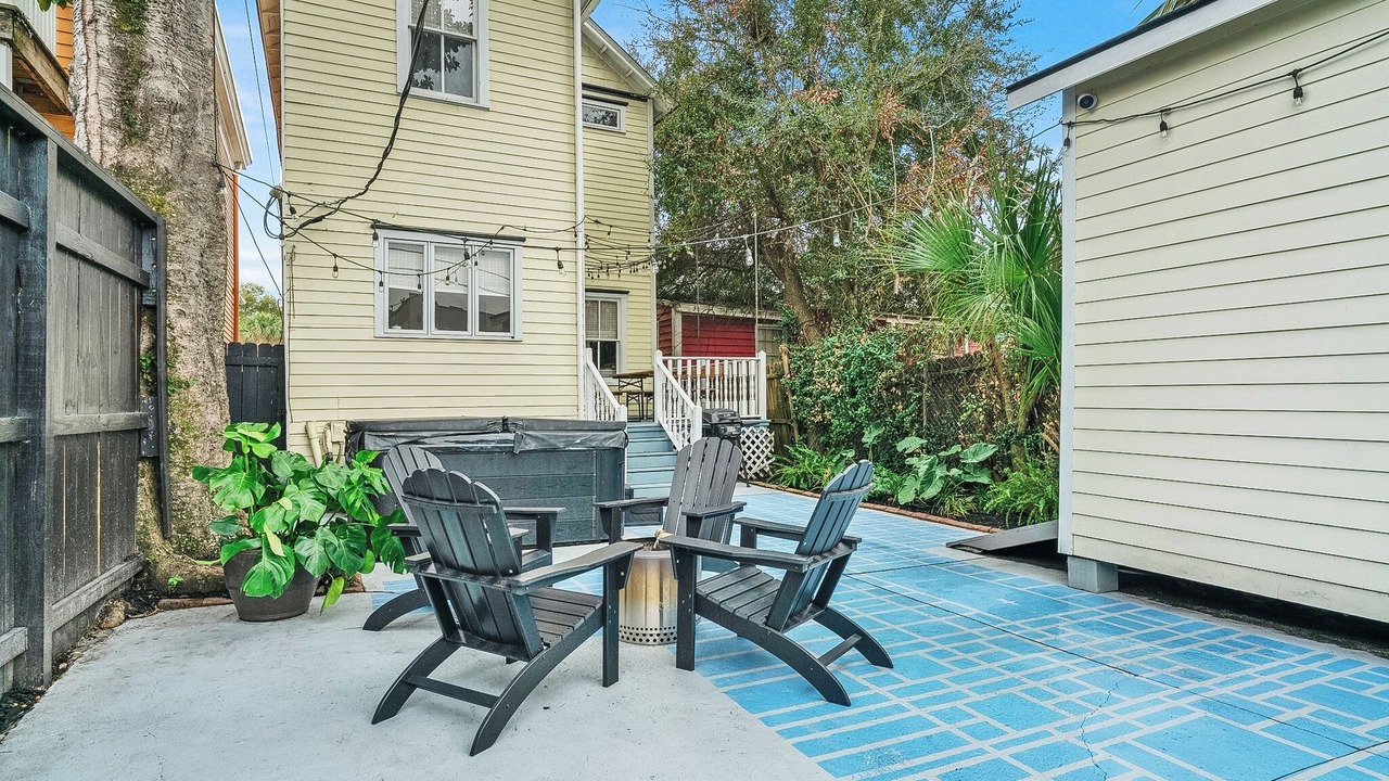 Photo of Patio Balcony in Thomas Square
