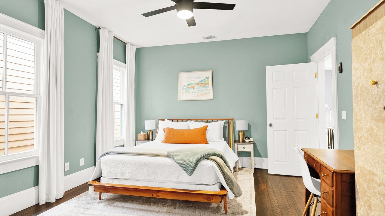 Photo of Bedroom in Thomas Square