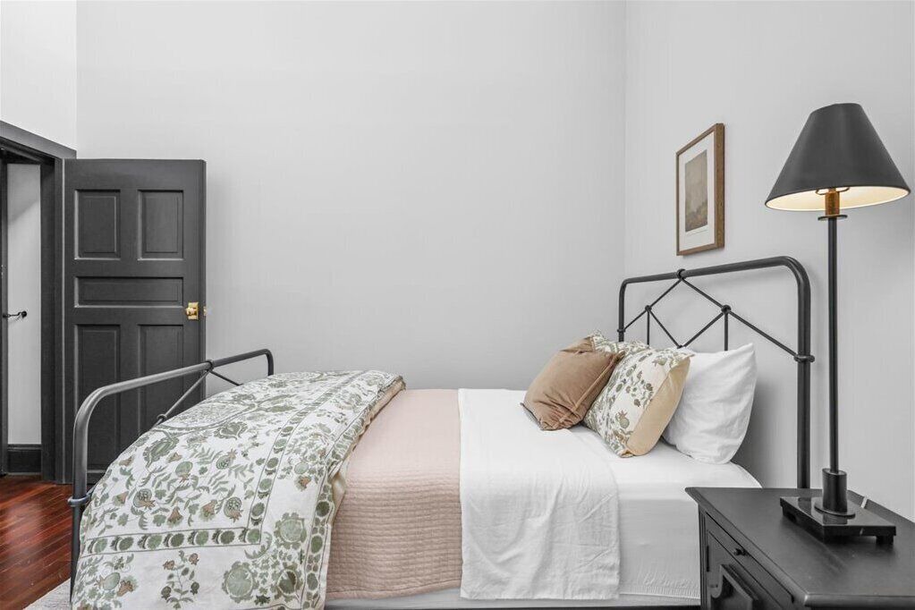 Photo of Bedroom in Old City