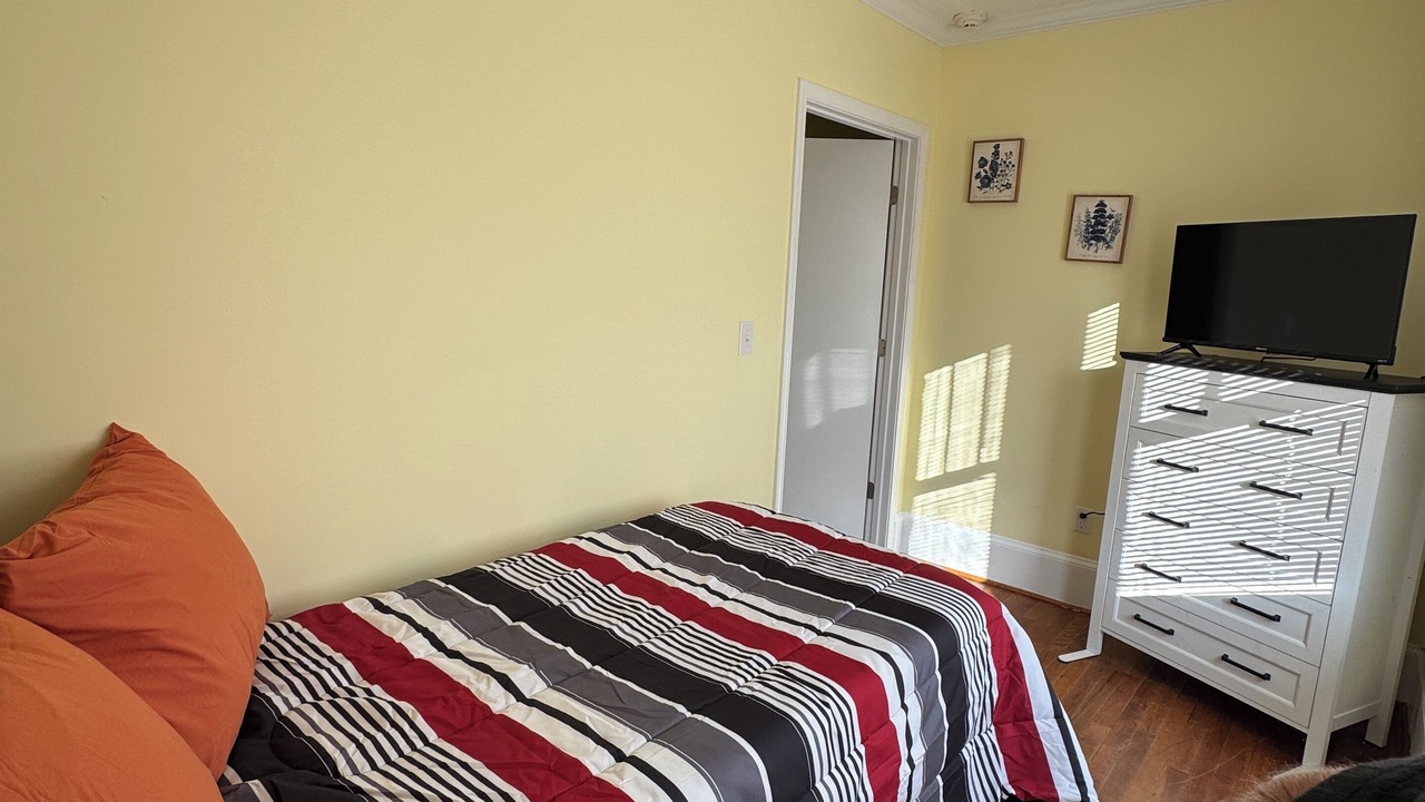 Photo of Bedroom in Douglas