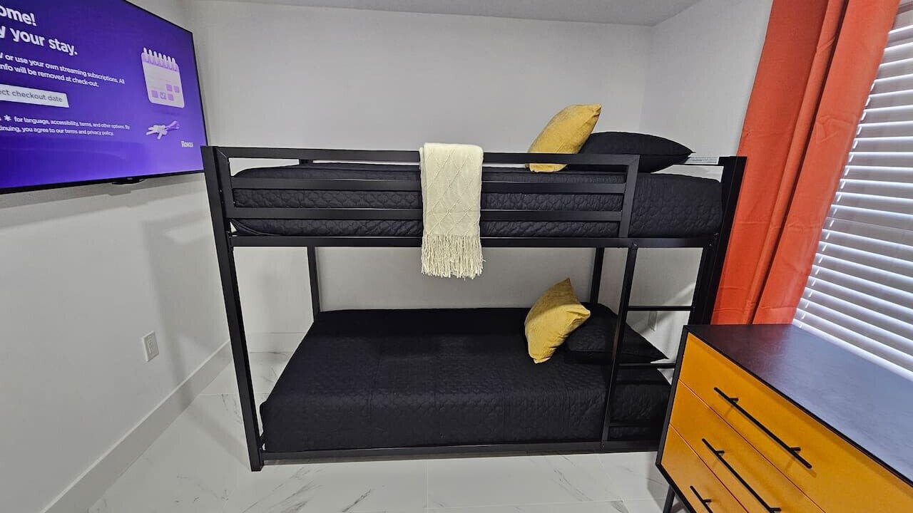 Photo of Bedroom in Fairview Shores