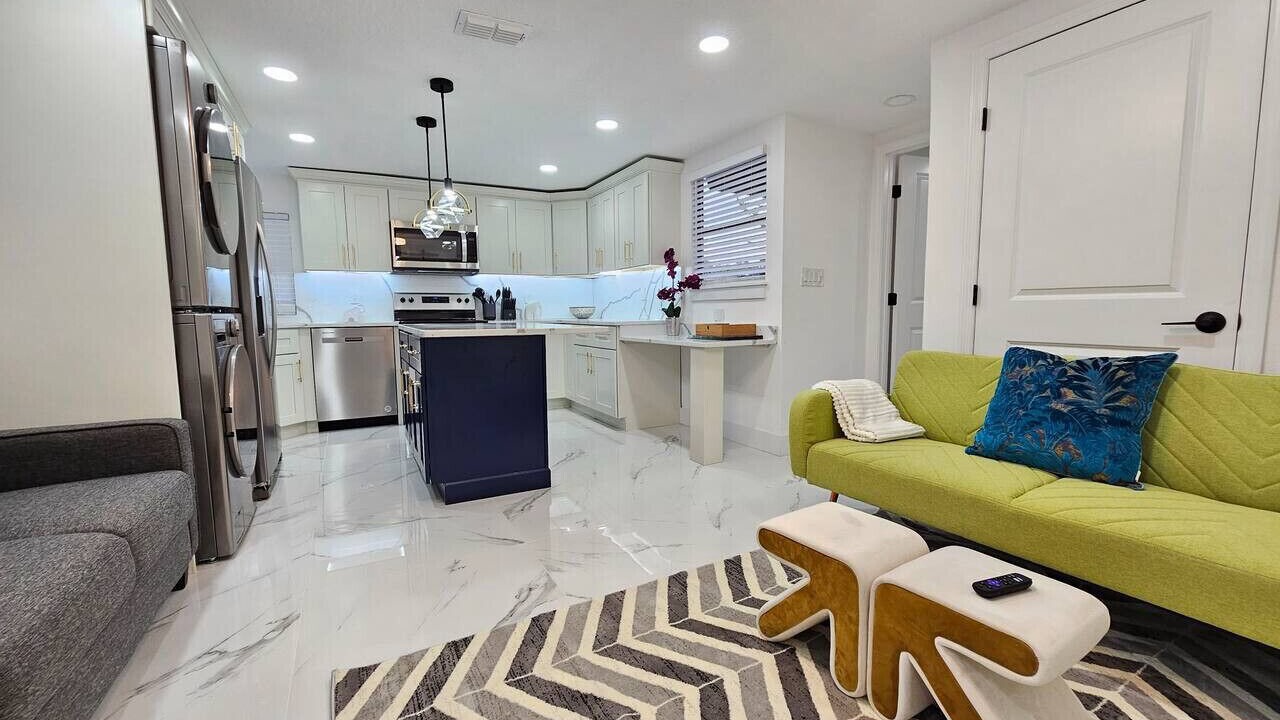 Photo of Livingroom in Fairview Shores