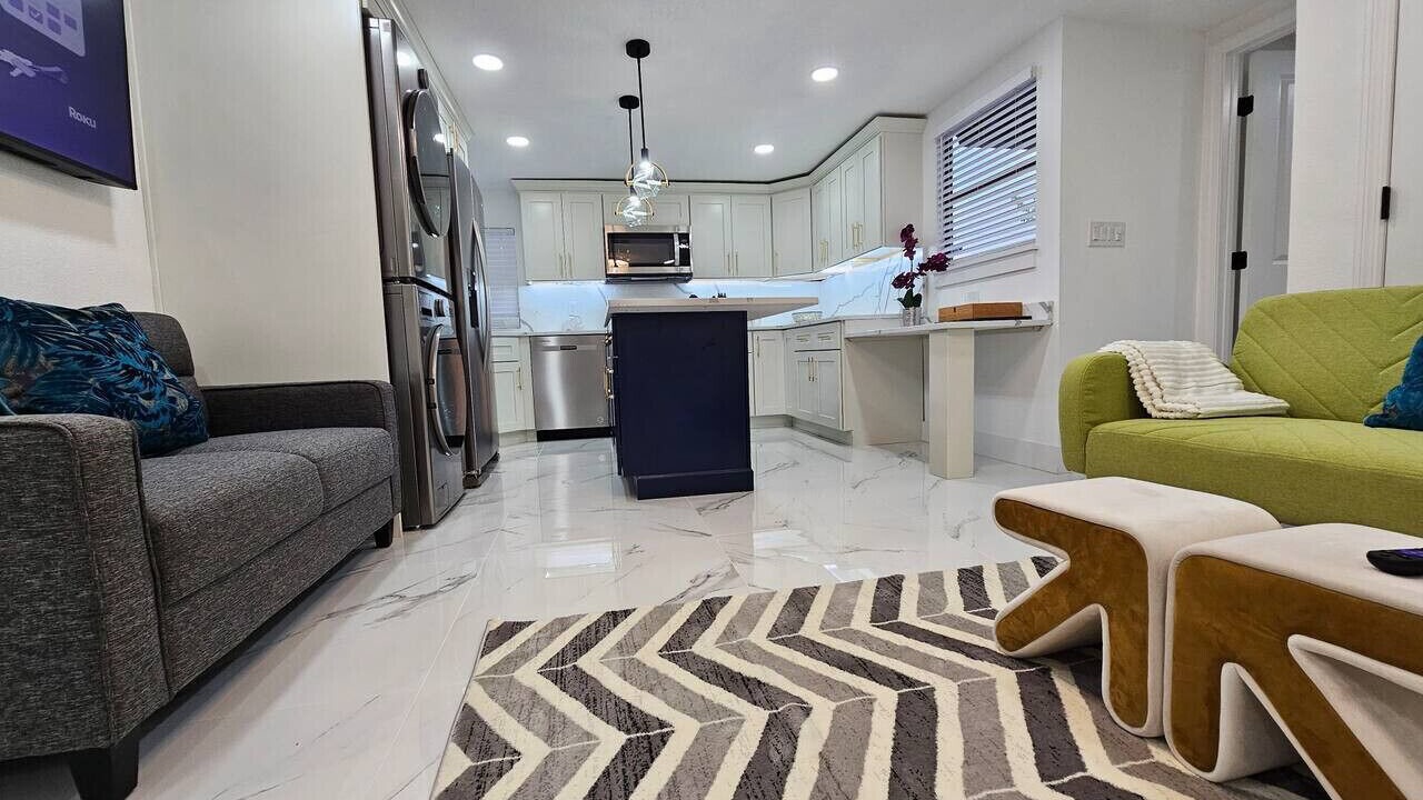Photo of Livingroom in Fairview Shores