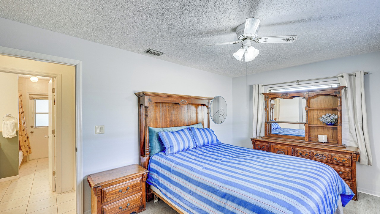 Photo of Bedroom in Harbour Heights