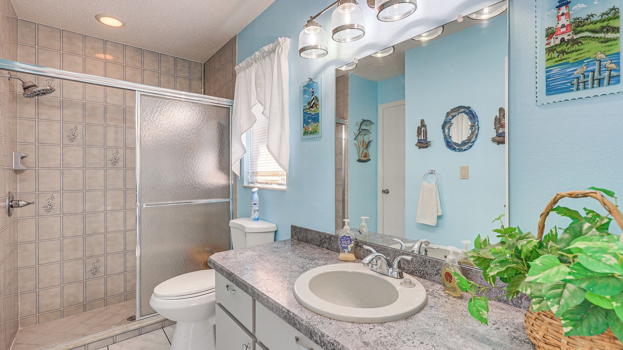 Photo of Bathroom in Harbour Heights