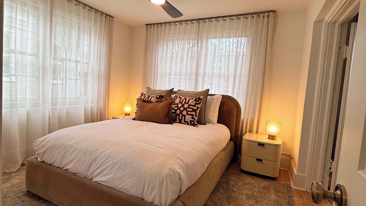 Photo of Bedroom in Thomas Square