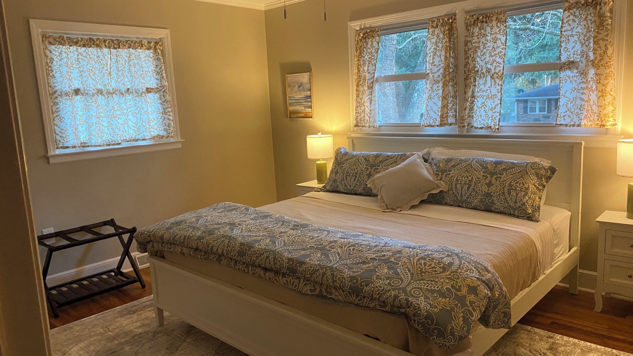 Photo of Bedroom in Anderson