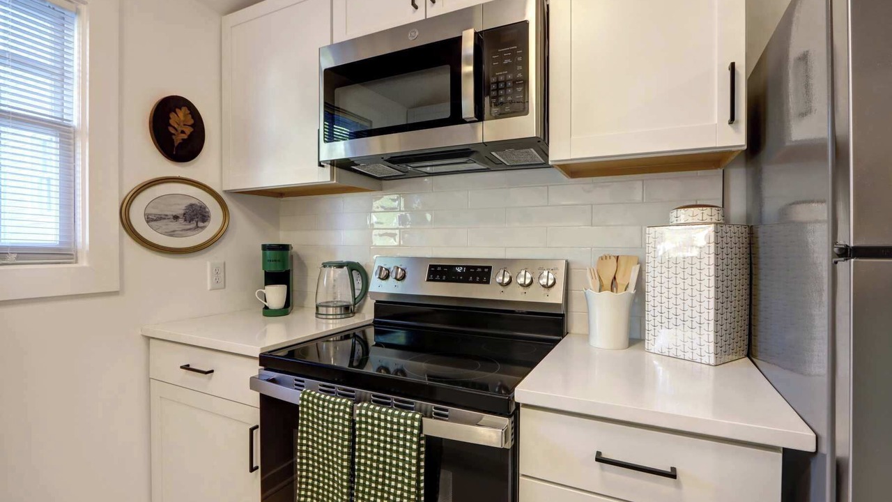 Photo of Kitchen in Thomas Square