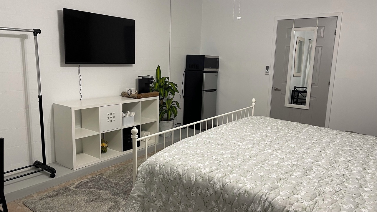 Photo of Bedroom in Valrico
