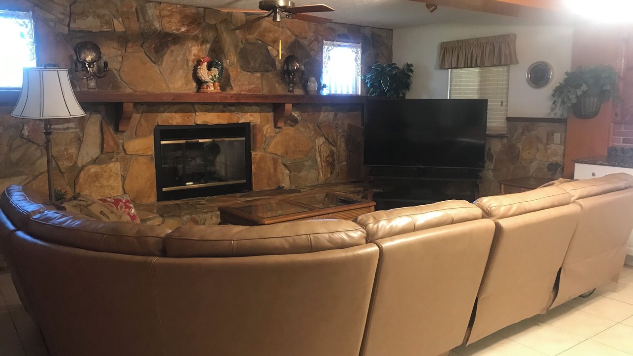Photo of Livingroom in Valrico